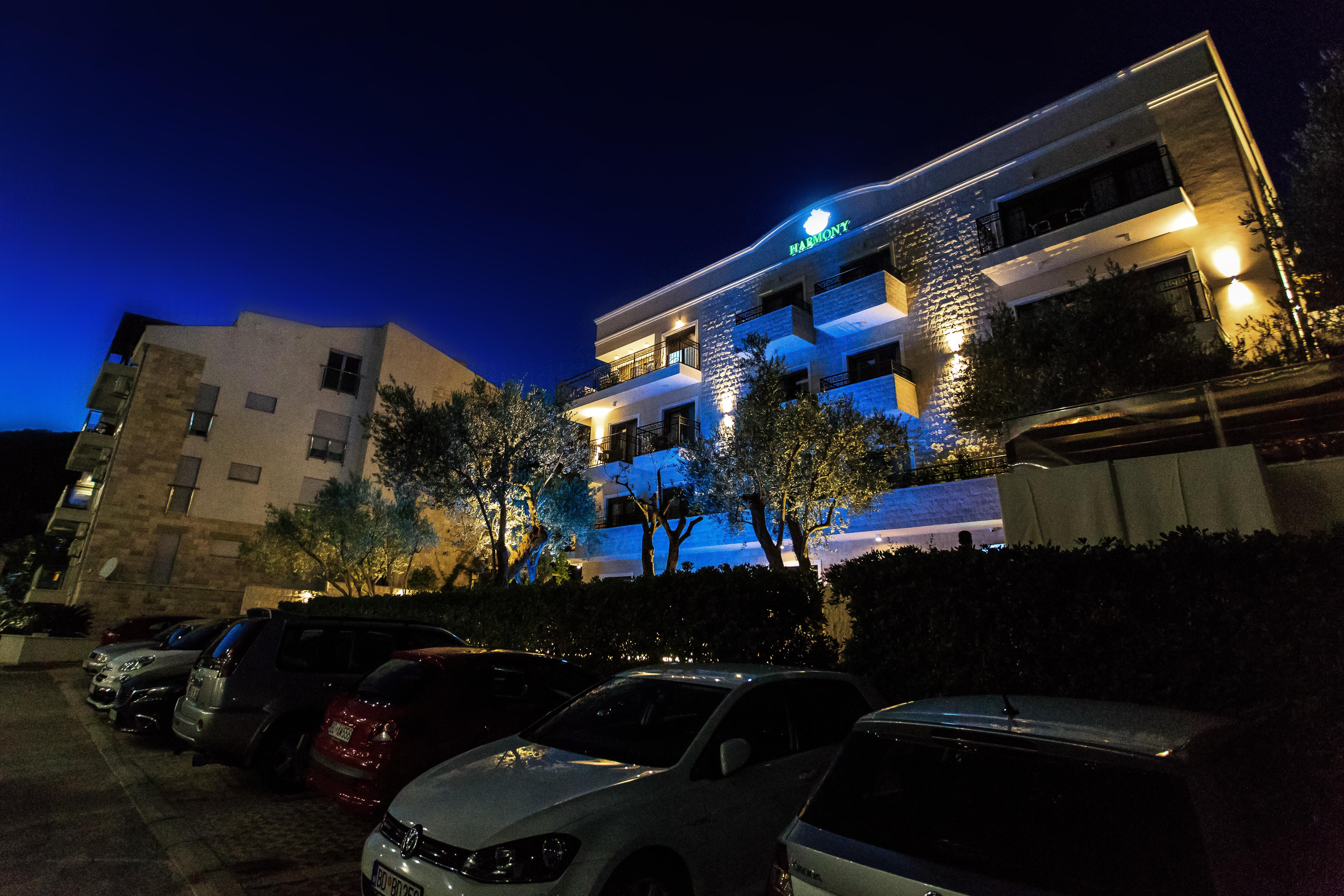 Hotel Harmony By Aycon Petrovac na moru Exterior foto